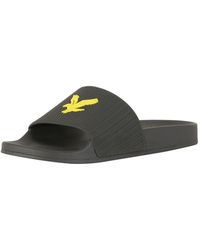 lyle and scott flip flops
