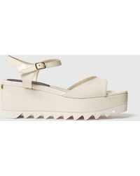 Stella McCartney - Elyse Patent Platform Sandals - Lyst