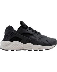 nike huarache womens price