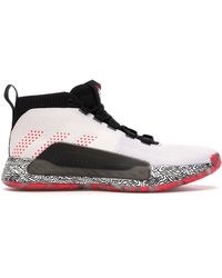 dame 5 black and gold