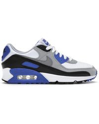 royal blue tennis shoes