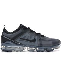 mens vapormax trainers