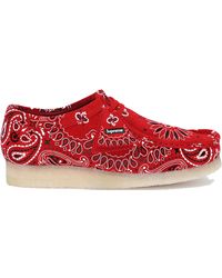 supreme bandana clarks