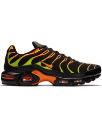 black volt total orange air max plus