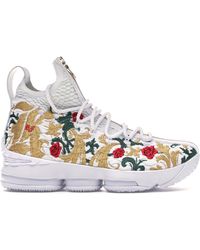 lebron 15 kings crown