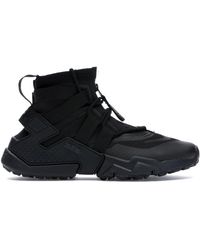 nike huarache gripps