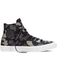 camo converse mens