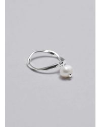& Other Stories - Dangle Pearl Ring - Lyst