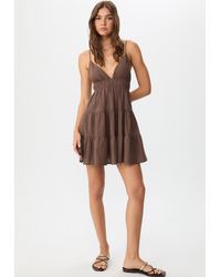 Stradivarius - Abito Corto E Fluido Con Lacci Sulla Schiena - Lyst