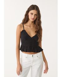 Stradivarius - Top Aderente Con Volant - Lyst