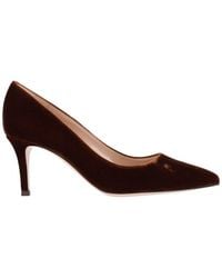 Gianvito Rossi - Pointed-Toe Velvet Pump - Lyst