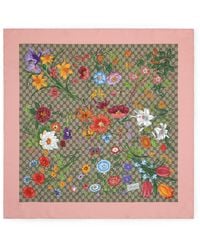 Gucci - CarrÉ in twill di seta con stampa flora - Lyst