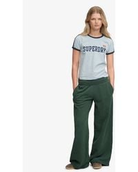 Superdry - Essential Logo Wijde joggingbroek - Lyst