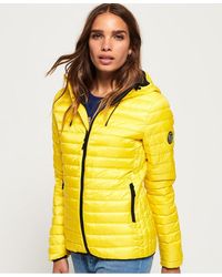 Superdry Chaqueta de plumón con capucha Core - Amarillo