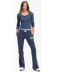Superdry - Athletic Essentials joggingbroek Met Lage Taille En Wijde Pijpen - Lyst