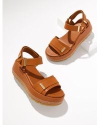Sorel - Tmleather Sunpeak Platform Sandals - Lyst
