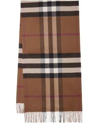 Sciarpe e foulard Burberry da uomo | Sconto online fino al 10% | Lyst