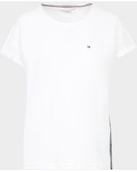 Tommy Hilfiger T-shirts for Women | Online Sale up to 75% off | Lyst