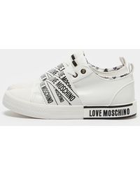 converse love moschino