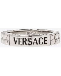 Versace - Logo Engraved Band Ring - Lyst
