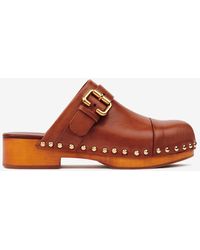Chloé - Jeannette 40 Shiny Leather Clogs - Lyst