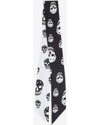 McQueen - Skull Print Silk Twill Scarf - Lyst