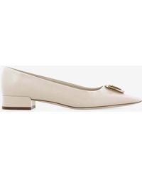 Ferragamo - Venera 20 Vara Plate Pumps - Lyst
