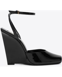 Saint Laurent - La Scandale 110 Patent Leather Wedge Sandals - Lyst