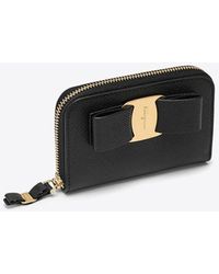 Ferragamo - Vara Bow Zip-Around Leather Wallet - Lyst