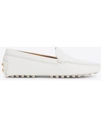 Tod's - Leather Loafers With Embossed-Logo - Lyst