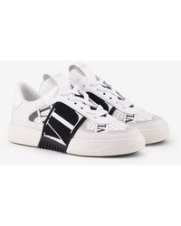 valentino trainers black and white