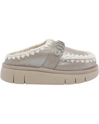 Mou - Letter Logo Bounce Clog - Lyst