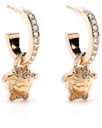 Versace - Orecchini A Cerchio Con Medusa Color Oro - Lyst