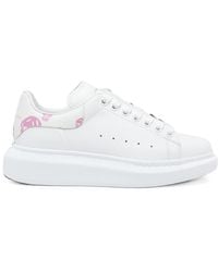 McQueen - Oversized Skull-Print Sneakers - Lyst