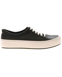 street 2 td sneakers oakley