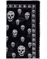 McQueen - Sciarpa con stampa teschi - Lyst
