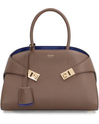Ferragamo - Borsa a mano Hug S in pelle - Lyst