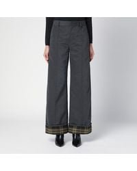 Burberry - Pantalon Couleur Gris Cendre Avec Revers - Lyst