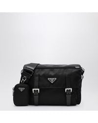 Prada - Borsa a tracolla media nera in re-nylon - Lyst
