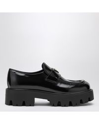 Prada - Schwarze Loafer Aus Gebürstetem Leder - Lyst