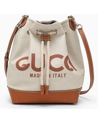 Gucci - Secchiello beige in canvas con logo - Lyst