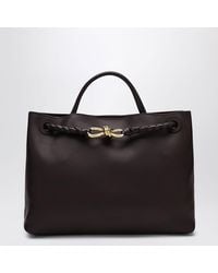 Bottega Veneta - Borsa andiamo media in pelle liscia fondant - Lyst