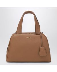 Prada - Bauletto medio color caramello in pelle - Lyst