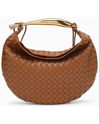 Bottega Veneta - Borsa sardine media in intrecciato color cognac - Lyst