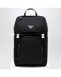 Prada - Zaino in nylon con chiusura a scatto - Lyst