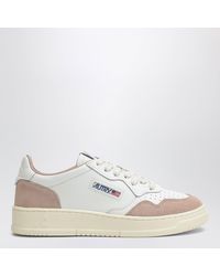 Autry - Medalist Low Sneaker Aus Weißem Leder Und Roséfarbenem Veloursleder - Lyst