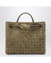 Bottega Veneta - Sac Andiamo Moyen En Daim Couleur Boue - Lyst