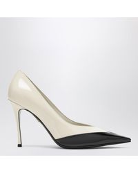 Ferragamo - Two-Tone Yasmin 95 Pumps - Lyst