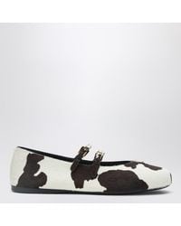 Prada - Weiße/Dunkelbraune Ballerinas Mit Animal-Print - Lyst
