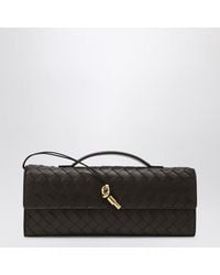 Bottega Veneta - Andiamo Clutch Fondant With Handle - Lyst
